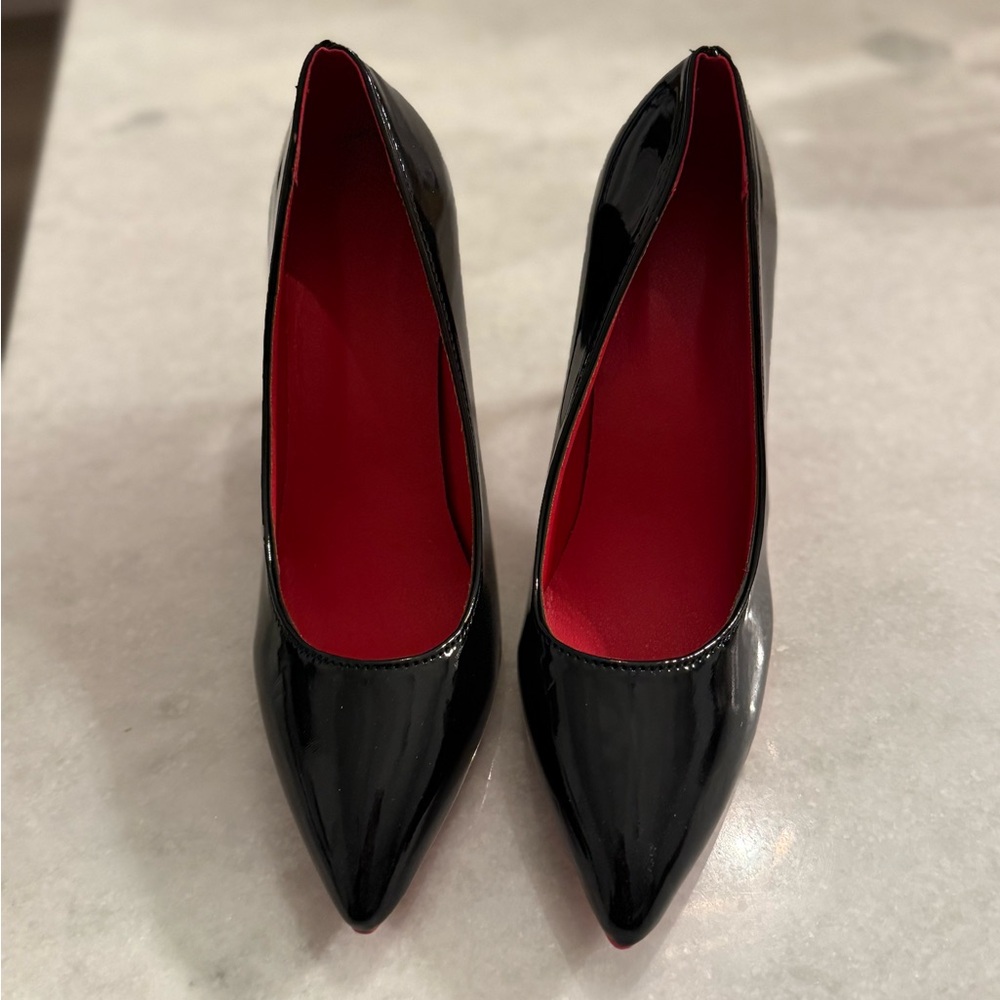 Elegant Black patent leather Women's Heels red soles 39